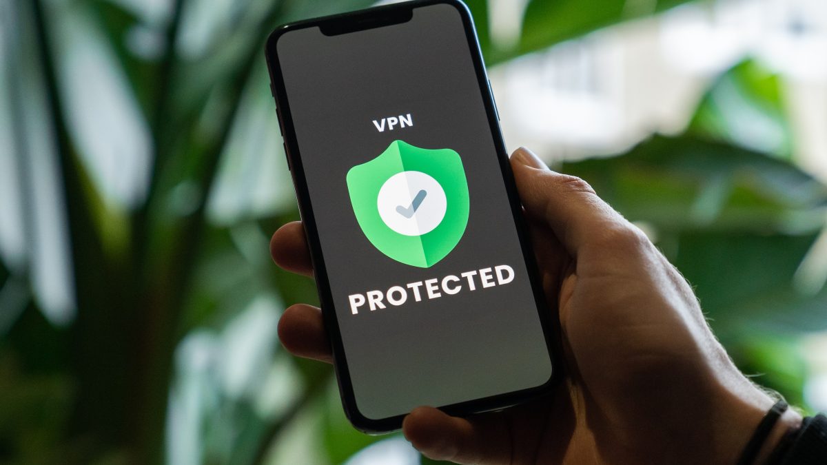 Does VPN protect you from viruses