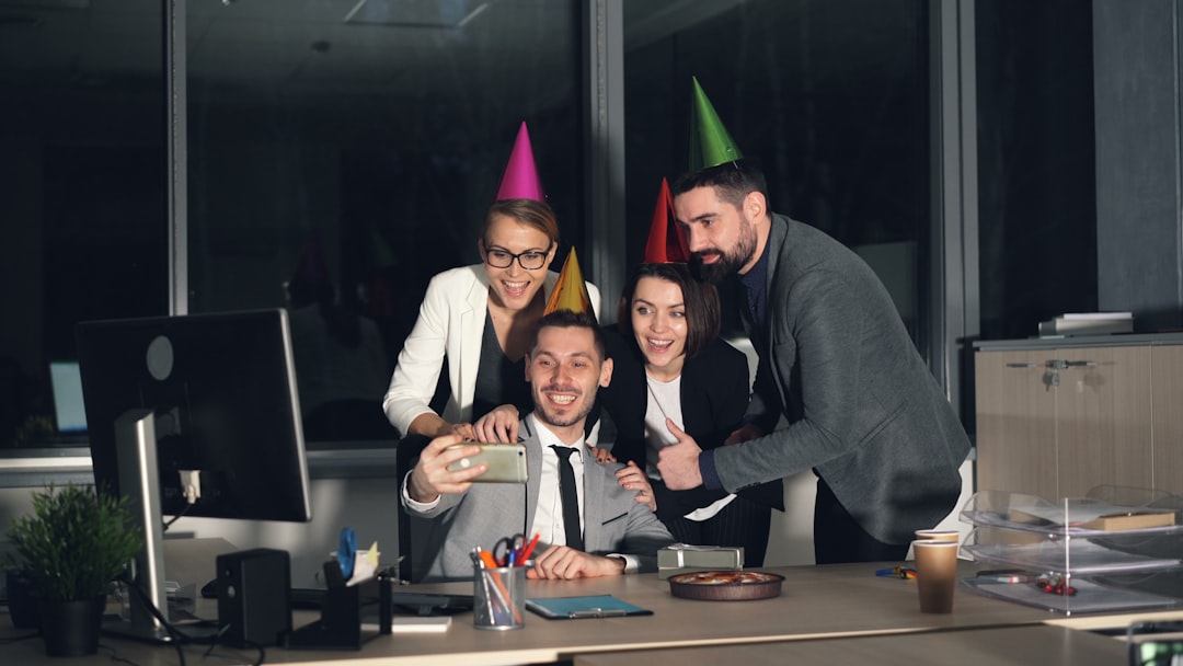 5 B2B Contact Data Platforms That Improve Outbound Prospecting Accuracy