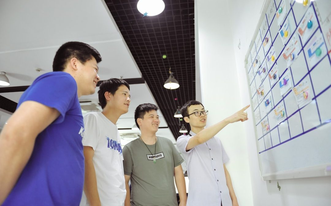 Scrum Master vs Project Manager: Roles, Responsibilities, and Career Differences