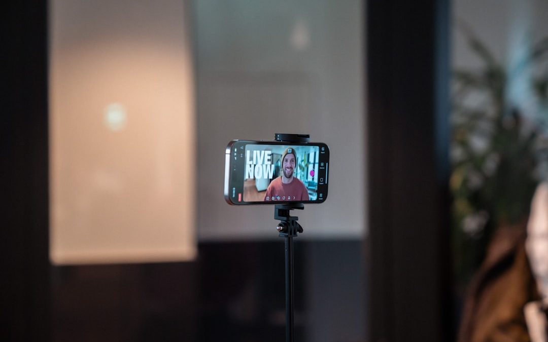 3 Bigvu Review Comparisons With Other AI Teleprompter Apps